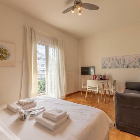 Top Sightseeing 3Rd Floor Studio On A Paved Road! 아테네 외부 사진