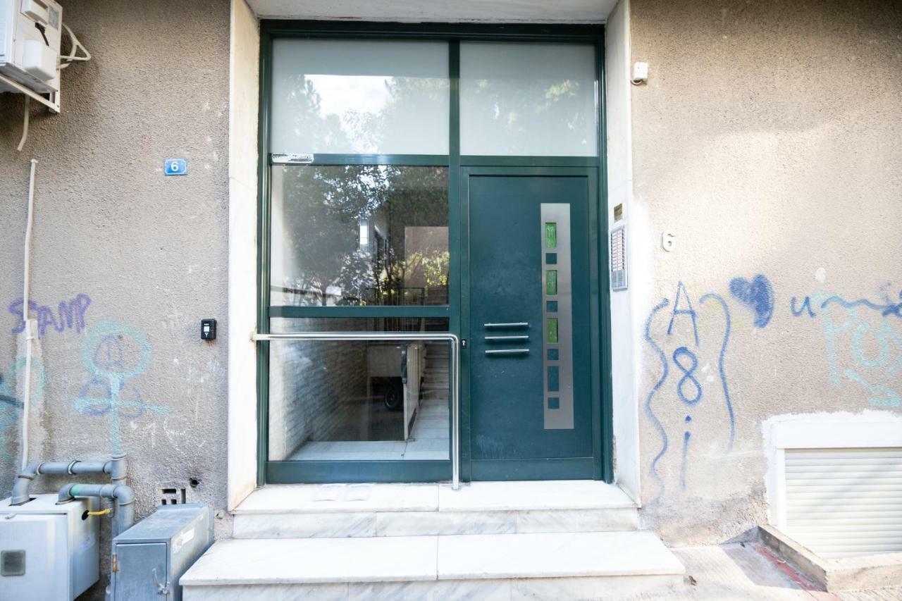 Top Sightseeing 3Rd Floor Studio On A Paved Road! 아테네 외부 사진