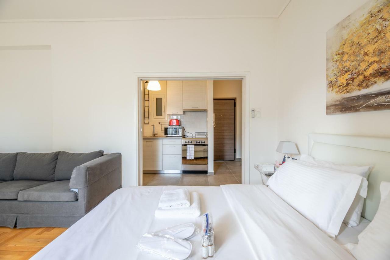 Top Sightseeing 3Rd Floor Studio On A Paved Road! 아테네 외부 사진
